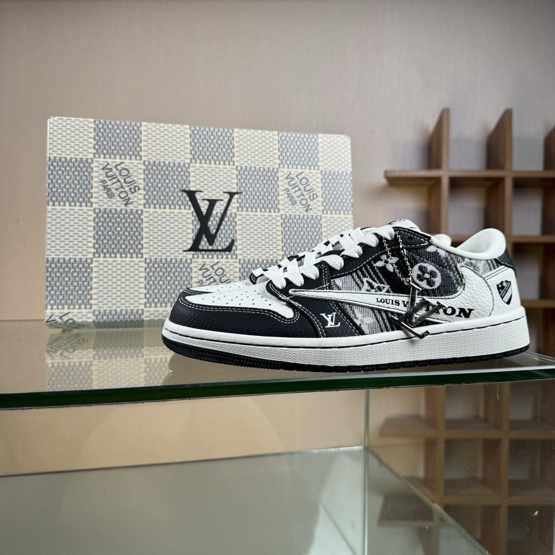 Travis Scott x Fragment Design x Air Jordan 1 Low SP AJ1 乔1 LV联名 黑白牛仔 低帮文化休闲板鞋 SC0601-052-莆田鞋,莆田鞋货源,高仿鞋,高仿鞋货源,安福档口,莆田高仿鞋,莆田鞋批发,高仿鞋批发,莆田高仿运动鞋,高仿运动鞋,莆田运动鞋 Travis Scott x Fragment Design x Air Jordan 1 Low SP AJ1 乔1 LV联名 黑白牛仔 低帮文化休闲板鞋 SC0601-052