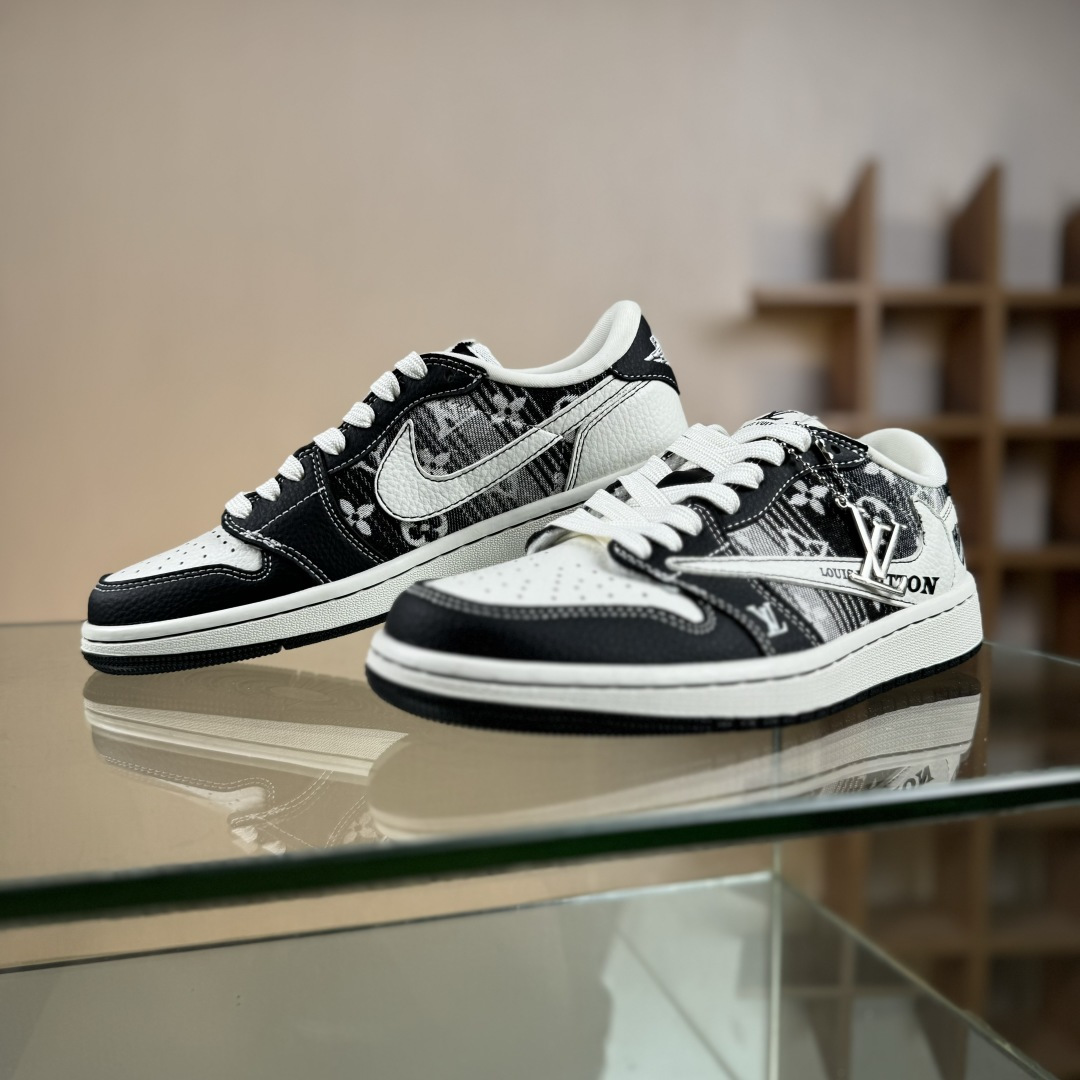 Travis Scott x Fragment Design x Air Jordan 1 Low SP AJ1 乔1 LV联名 黑白牛仔 低帮文化休闲板鞋 SC0601-052-莆田鞋,莆田鞋货源,高仿鞋,高仿鞋货源,安福档口,莆田高仿鞋,莆田鞋批发,高仿鞋批发,莆田高仿运动鞋,高仿运动鞋,莆田运动鞋 Travis Scott x Fragment Design x Air Jordan 1 Low SP AJ1 乔1 LV联名 黑白牛仔 低帮文化休闲板鞋 SC0601-052
