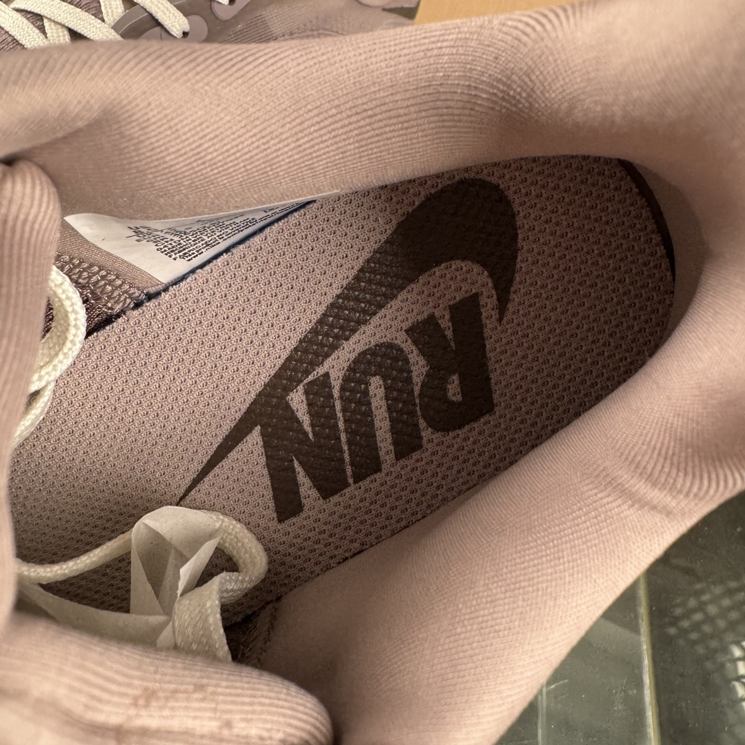 Nike Air Zoom Premium 耐克网面厚底气垫跑鞋 FN8453-033