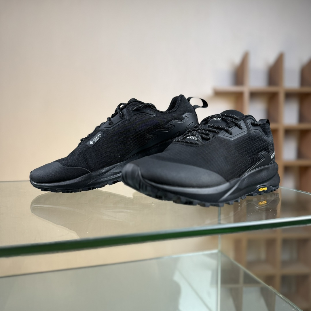 可隆KOLON SPORT Skyler 2 舒适柔软 防水支撑轻便回弹 户外 低帮徒步鞋 LUFG5ST400-BK