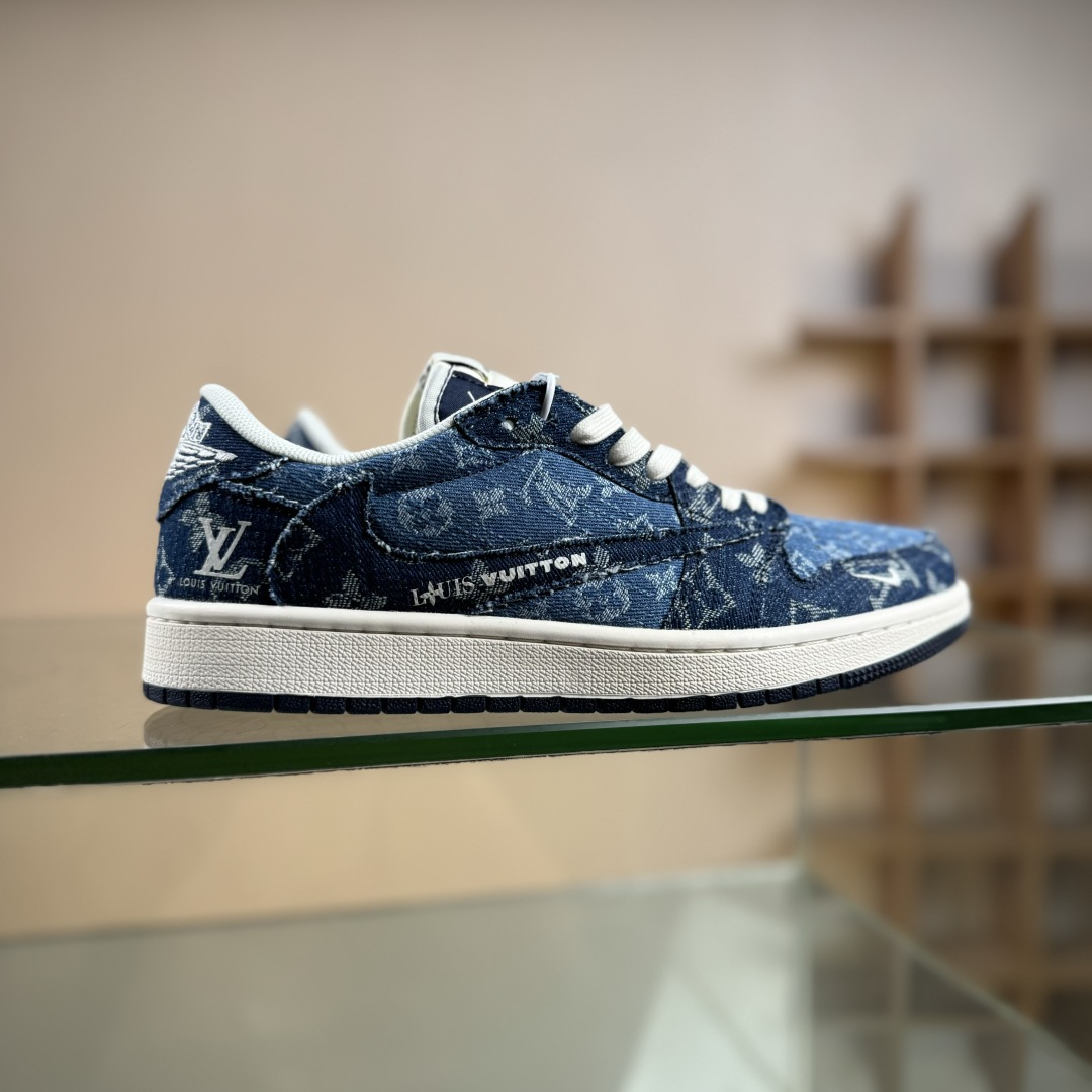 Travis Scott x Fragment Design x Air Jordan 1 Low SP AJ1 乔1 联名 水洗牛仔深蓝印花 低帮文化休闲板鞋 XD0798-312 Travis Scott x Fragment Design x Air Jordan 1 Low SP AJ1 乔1 联名 水洗牛仔深蓝印花 低帮文化休闲板鞋 XD0798-312