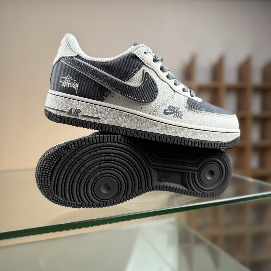 Nike Air Force 1'07 Low 斯图西联名 米深灰帆布 空军一号低帮休闲板鞋 JP8028-011