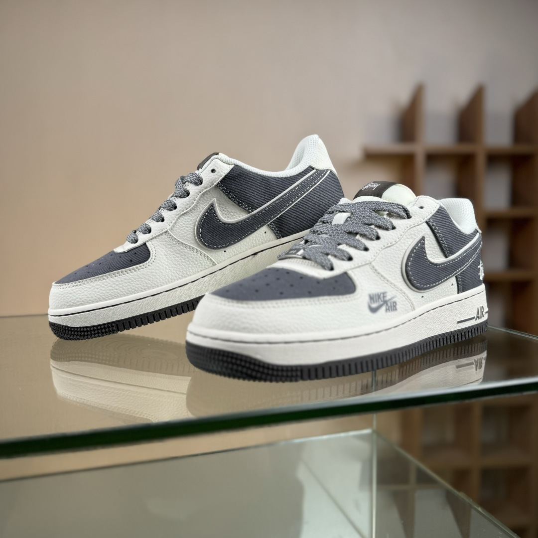 Nike Air Force 1'07 Low 斯图西联名 米深灰帆布 空军一号低帮休闲板鞋 JP8028-011