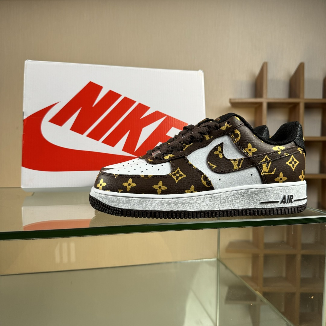 Nike Air Force 1'07 Low LV联名 经典白棕 空军一号低帮休闲板鞋 CZ3986-004 Nike Air Force 1'07 Low LV联名 经典白棕 空军一号低帮休闲板鞋 CZ3986-004