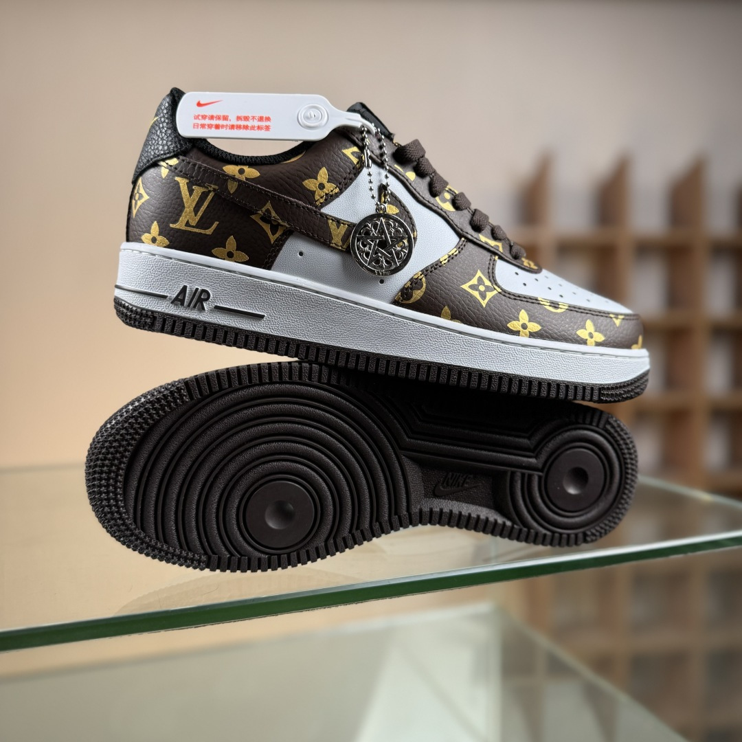 Nike Air Force 1'07 Low LV联名 经典白棕 空军一号低帮休闲板鞋 CZ3986-004 Nike Air Force 1'07 Low LV联名 经典白棕 空军一号低帮休闲板鞋 CZ3986-004