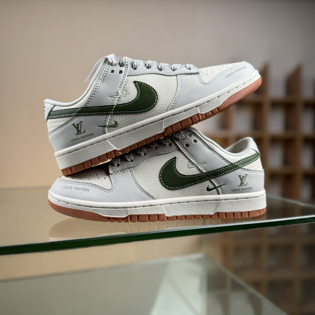 280 Nike SB Dunk Low LV联名 抹茶绿生胶 周年高端定制 低帮休闲板鞋 JP1628-032-Chinese UA Cheap High Quatity Brand Clothes Bags handbags Sneakers wholesale wholesaler seller from China Factory suppliers Fashion Clothing Shoes best Quality Beautiful Price 280 Nike SB Dunk Low LV联名 抹茶绿生胶 周年高端定制 低帮休闲板鞋 JP1628-032