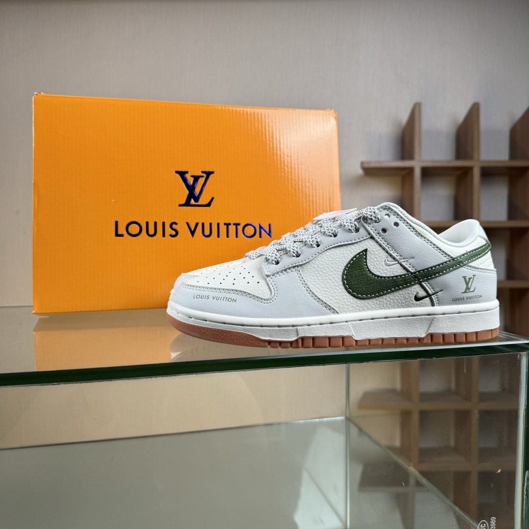 280 Nike SB Dunk Low LV联名 抹茶绿生胶 周年高端定制 低帮休闲板鞋 JP1628-032-Chinese UA Cheap High Quatity Brand Clothes Bags handbags Sneakers wholesale wholesaler seller from China Factory suppliers Fashion Clothing Shoes best Quality Beautiful Price 280 Nike SB Dunk Low LV联名 抹茶绿生胶 周年高端定制 低帮休闲板鞋 JP1628-032