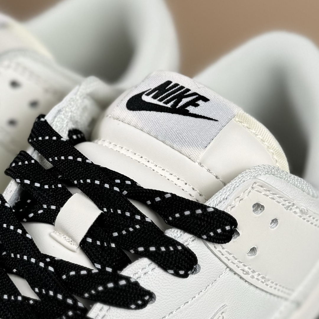 280 Nike SB Dunk Low x NIKE 白黑小勾满天星 CS1688-118-Chinese UA Cheap High Quatity Brand Clothes Bags handbags Sneakers wholesale wholesaler seller from China Factory suppliers Fashion Clothing Shoes best Quality Beautiful Price 280 Nike SB Dunk Low x NIKE 白黑小勾满天星 CS1688-118