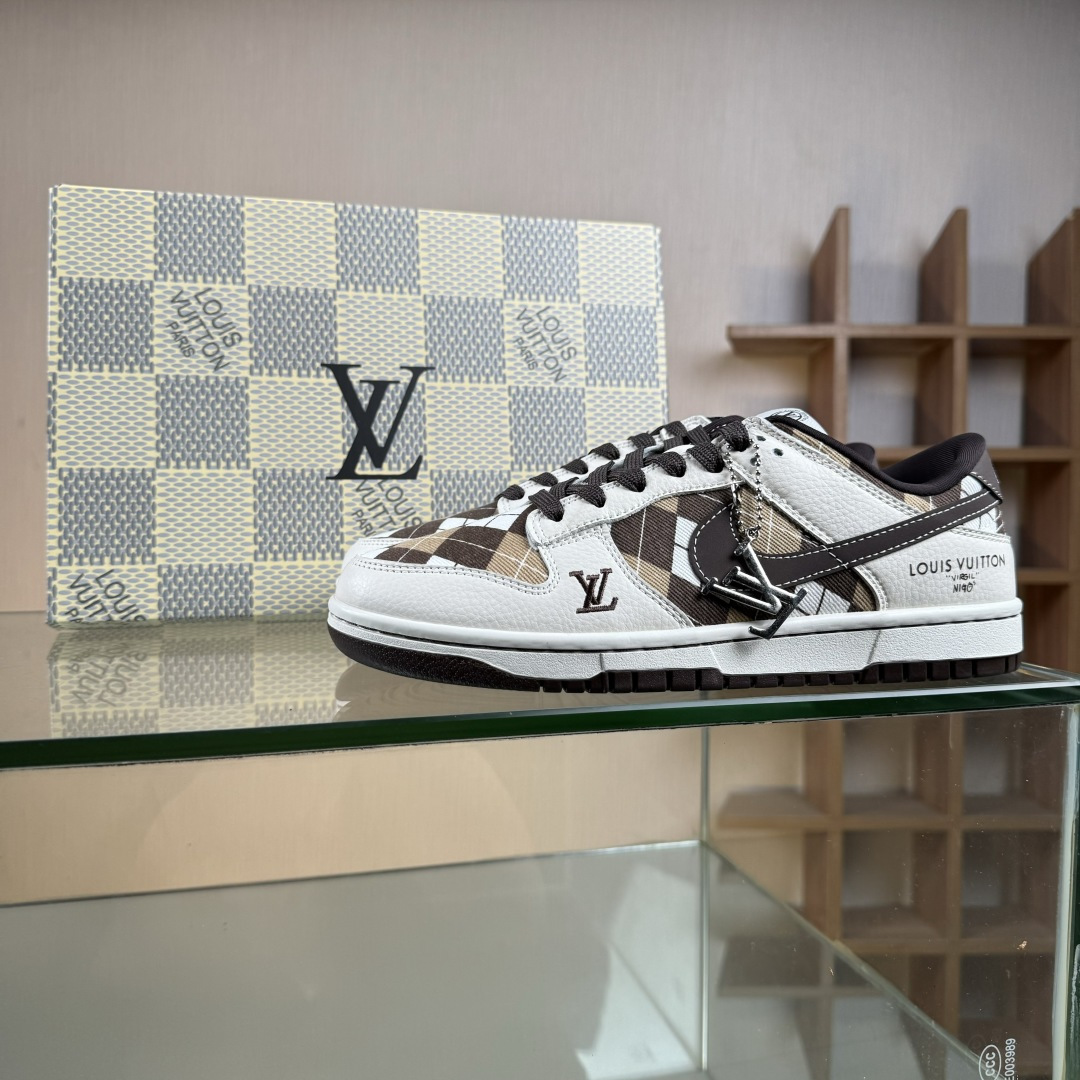 280 Nike SB Dunk Low LV联名 白棕网格 高端定制 低帮休闲板鞋 SC0601-461-Chinese UA Cheap High Quatity Brand Clothes Bags handbags Sneakers wholesale wholesaler seller from China Factory suppliers Fashion Clothing Shoes best Quality Beautiful Price 280 Nike SB Dunk Low LV联名 白棕网格 高端定制 低帮休闲板鞋 SC0601-461