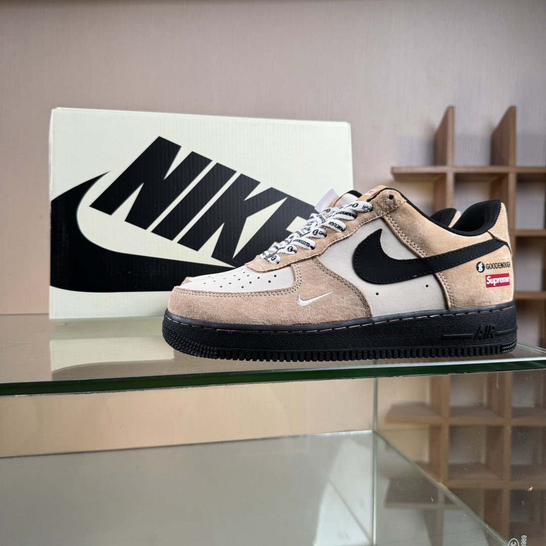 260 Nike Air Force 1 Low 07 x Superme 米粽黑小勾 YF9511-810