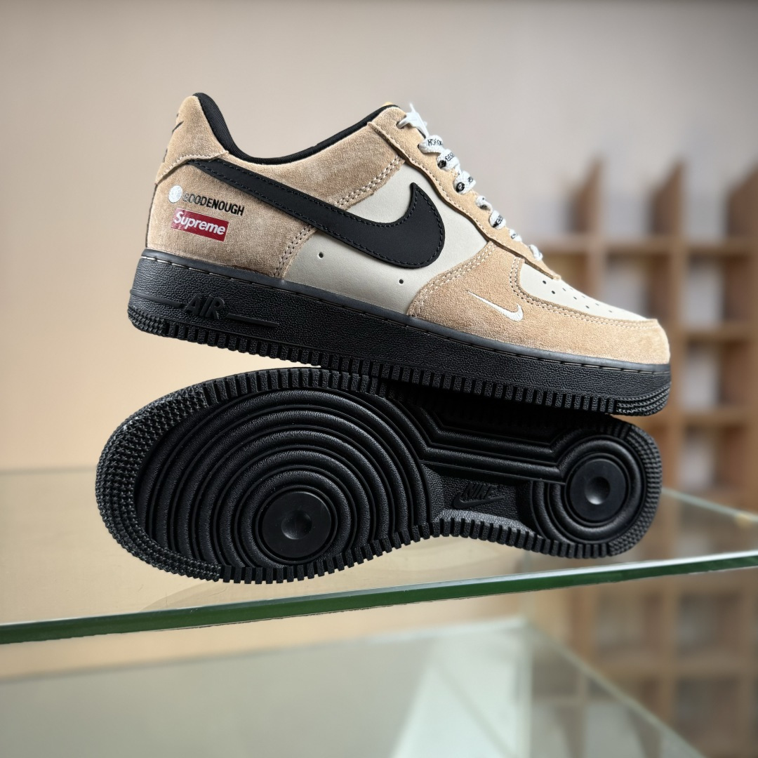 260 Nike Air Force 1 Low 07 x Superme 米粽黑小勾 YF9511-810