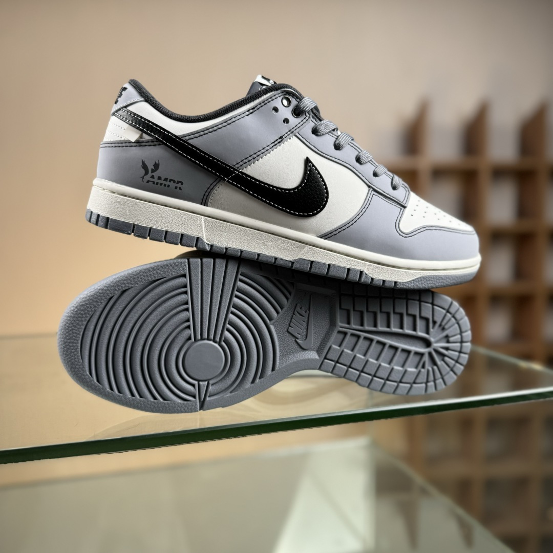 280 Nike SB Dunk Low ”Just Do It” 周年高端定制 低帮休闲板鞋 BB0528-109