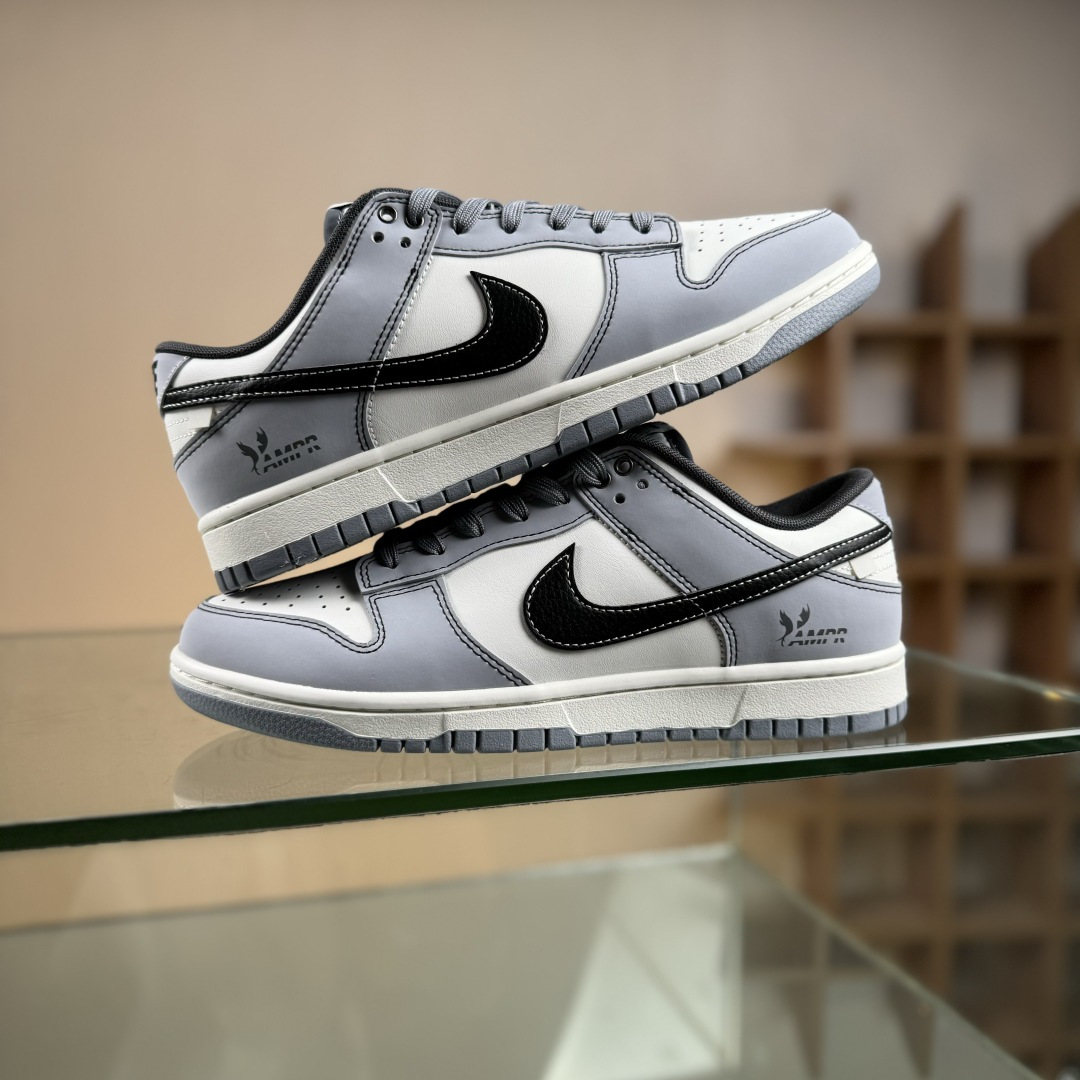 280 Nike SB Dunk Low ”Just Do It” 周年高端定制 低帮休闲板鞋 BB0528-109