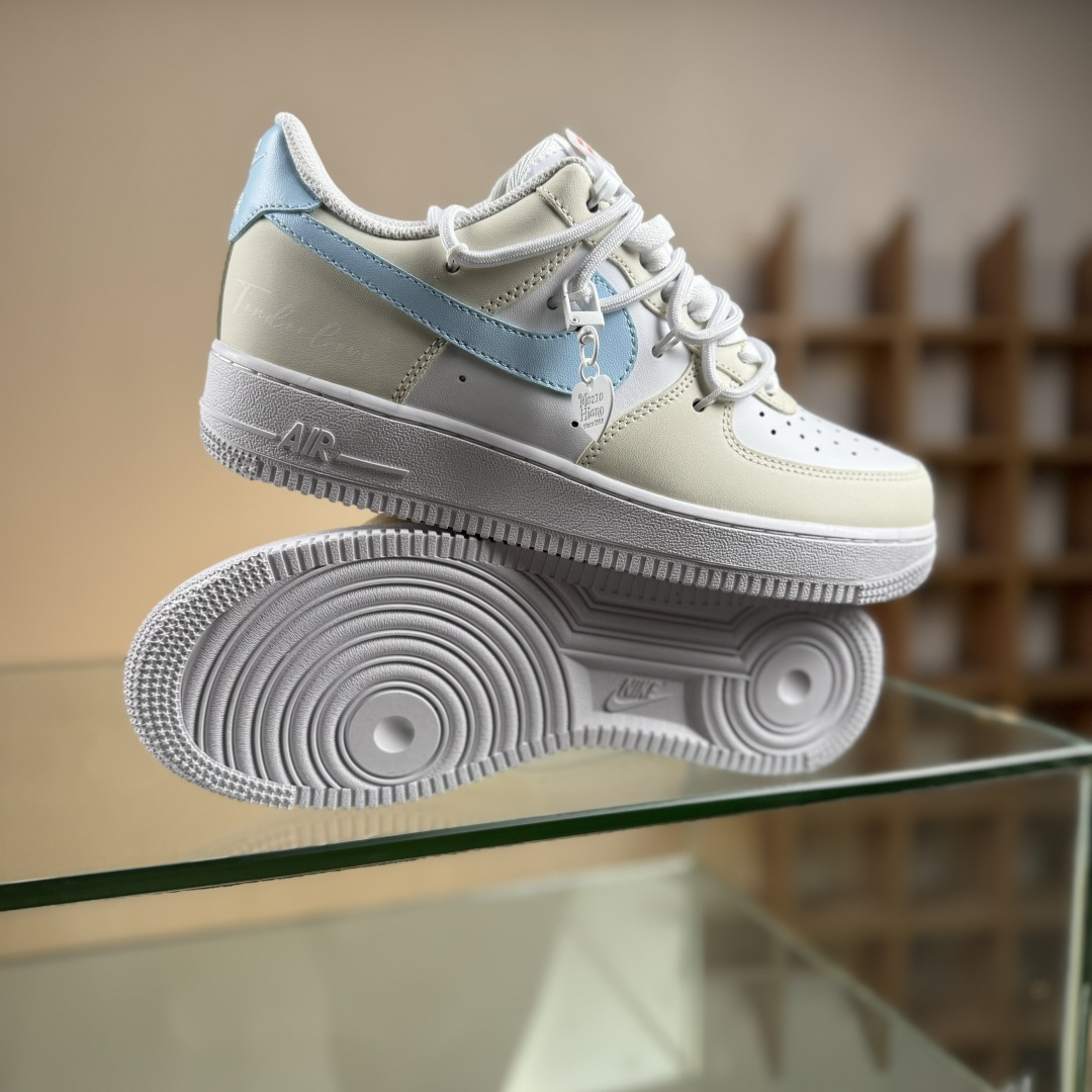 260 Nike Air Force 1'07 Low 柠盐气泡水 空军一号低帮休闲板鞋 ZH0316-111