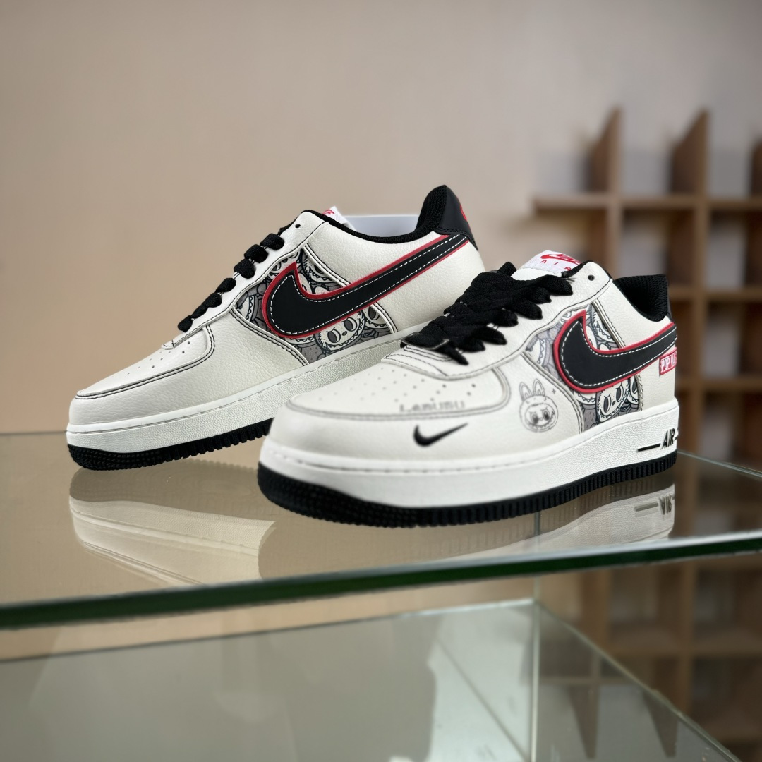 260 Nike Air Force 1 Low 07 x LABUBU 白黑小勾 HQ1688-001