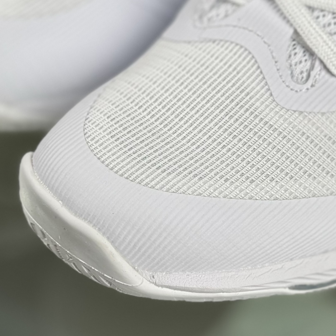 180 ASICS NETBURNER BALLISTIC FF 4 亚瑟士 专业训练鞋 轻量舒适透气材质 升级全新缓震中底部位科技材质 1052A083-100