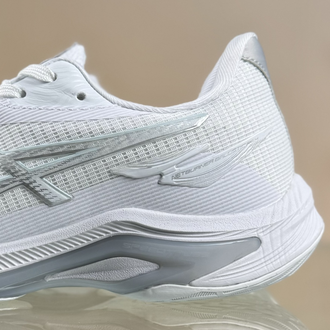 180 ASICS NETBURNER BALLISTIC FF 4 亚瑟士 专业训练鞋 轻量舒适透气材质 升级全新缓震中底部位科技材质 1052A083-100