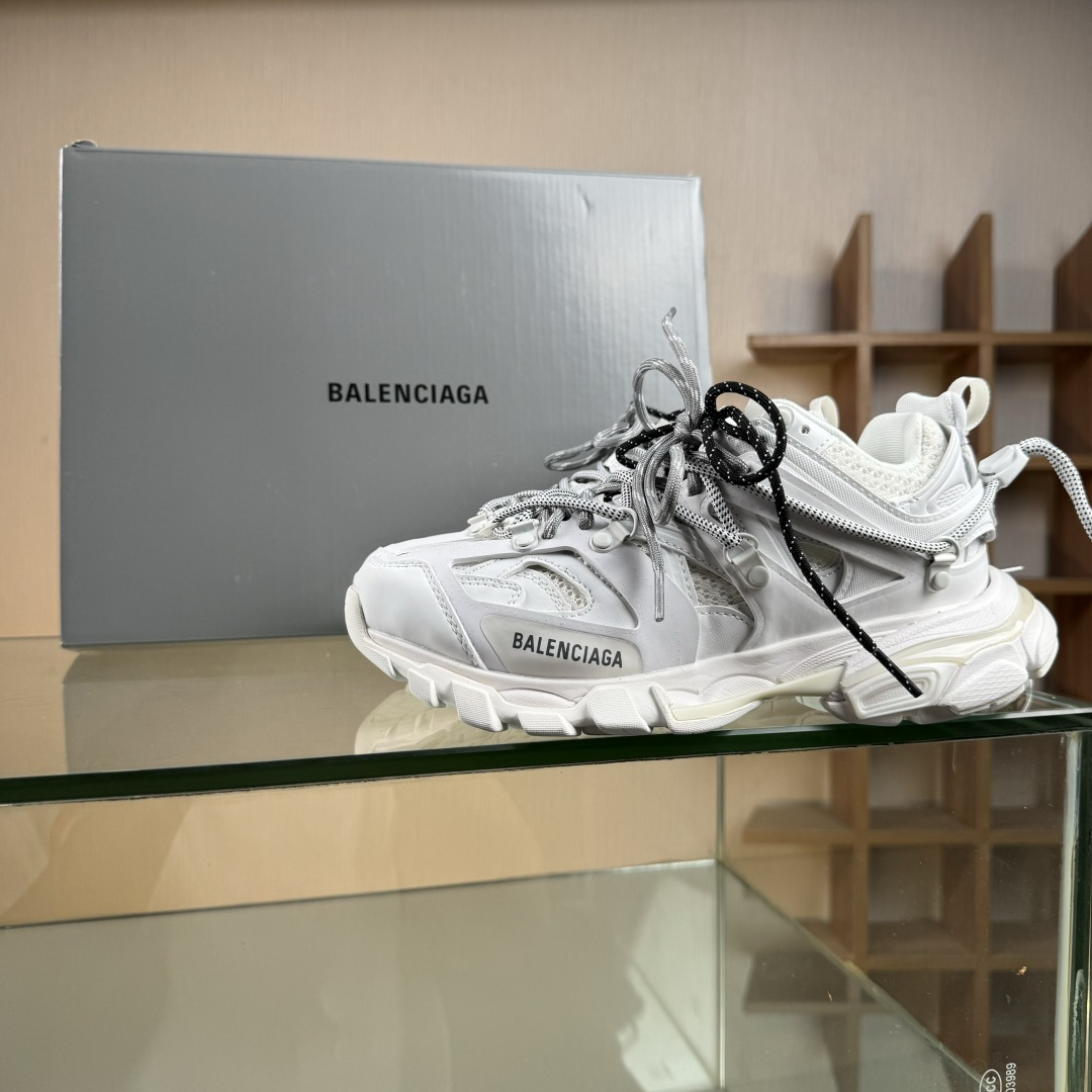 520 春夏新款 精选高端 Balenciaga 巴黎世家 Track Sneaker 巴黎世家三代 户外概念复古老爹鞋