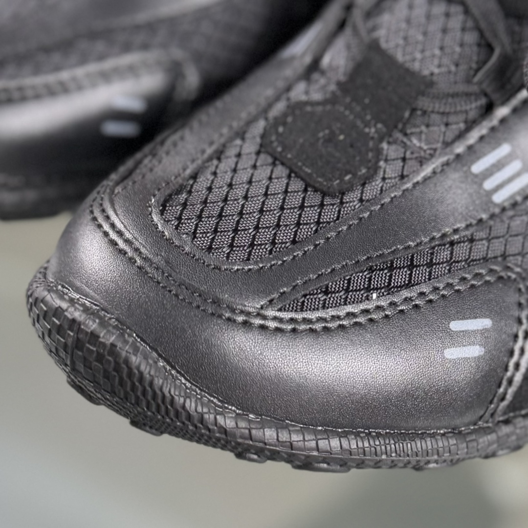 300 ECCO爱步运动鞋 2025年新款户外运动薄底赤足鞋休闲鞋男女