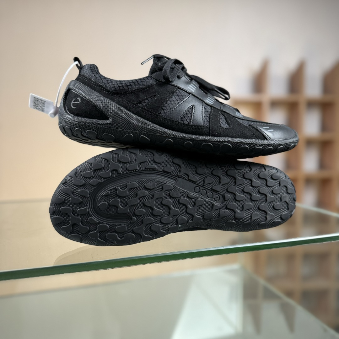 300 ECCO爱步运动鞋 2025年新款户外运动薄底赤足鞋休闲鞋男女