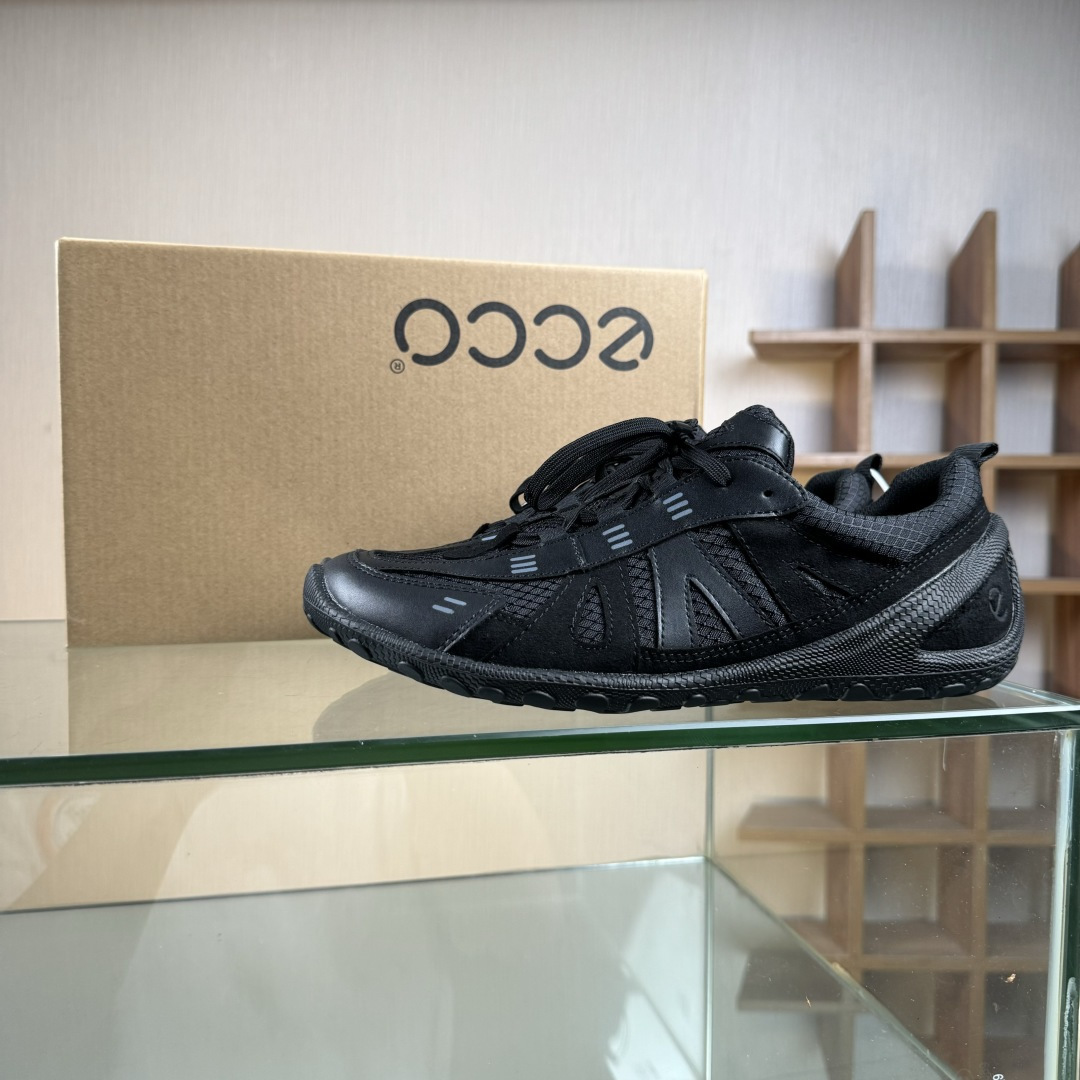 300 ECCO爱步运动鞋 2025年新款户外运动薄底赤足鞋休闲鞋男女