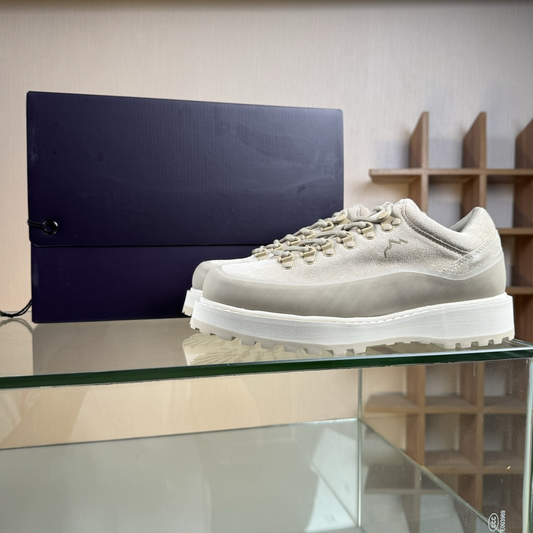 450 国潮当红设计师品牌Ummcor机能风鞋太酷了!低帮机能户外风徒步登山运动德比鞋