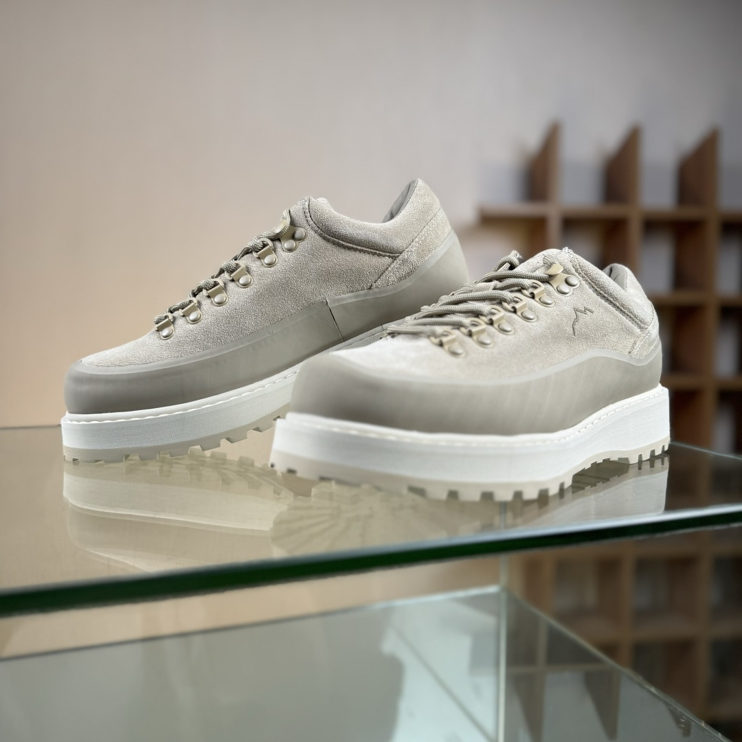 450 国潮当红设计师品牌Ummcor机能风鞋太酷了!低帮机能户外风徒步登山运动德比鞋