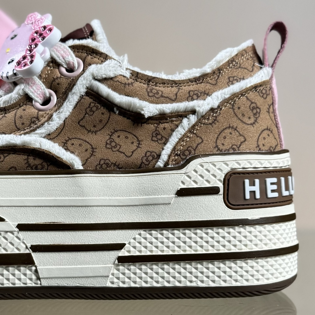 220 Sanrio/三丽鸥 x OLD ORDER 联名限定 凯蒂粉蓝 6.5CM 厚底增高帆布鞋 马卡龙 O2320805