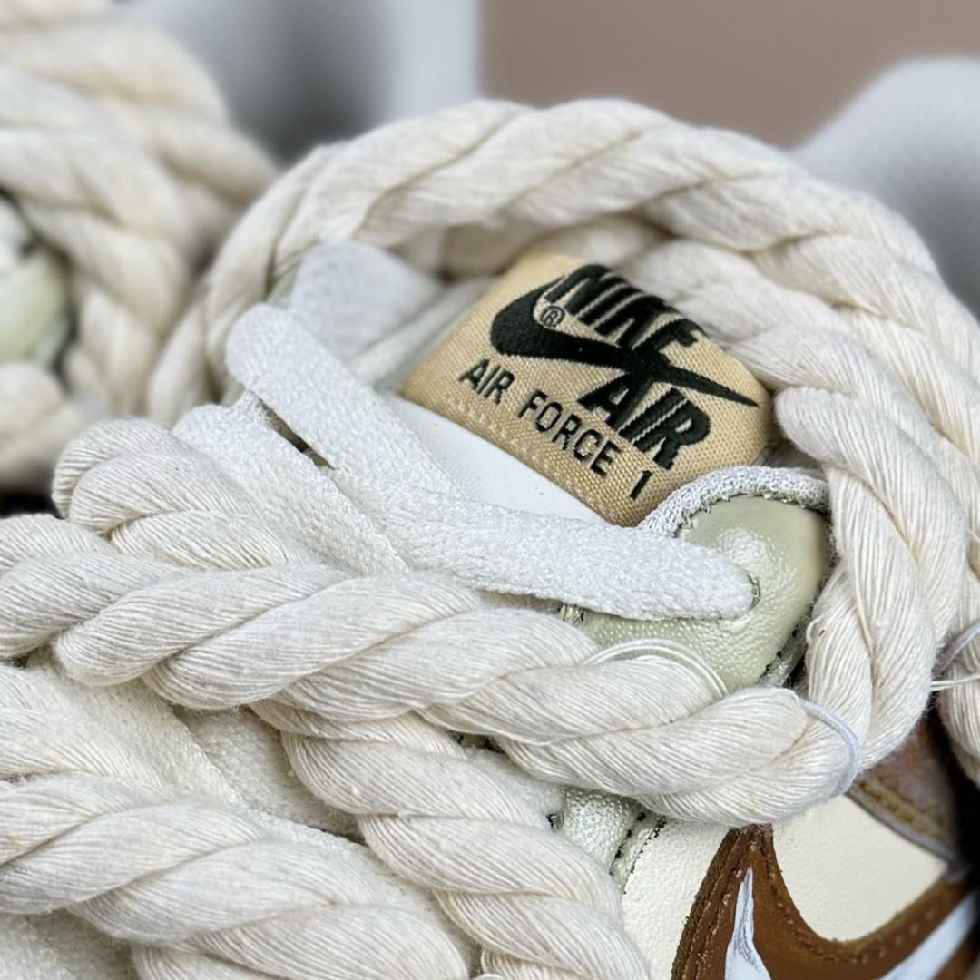 260 Nike Air Force 1'07 Low ”Milk Coffee Bear” 手绘涂鸦 奶咖小熊 空军一号低帮休闲板鞋 XL2321-666