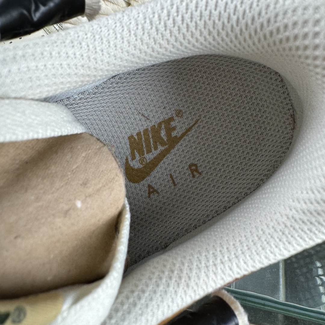 260 Nike Air Force 1'07 Low ”Milk Coffee Bear” 手绘涂鸦 奶咖小熊 空军一号低帮休闲板鞋 XL2321-666