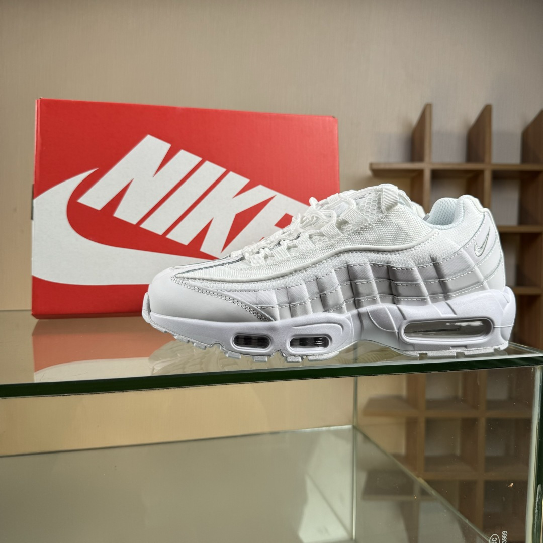 260 Nike Air 95 复古减震气垫跑鞋 CT1268-100