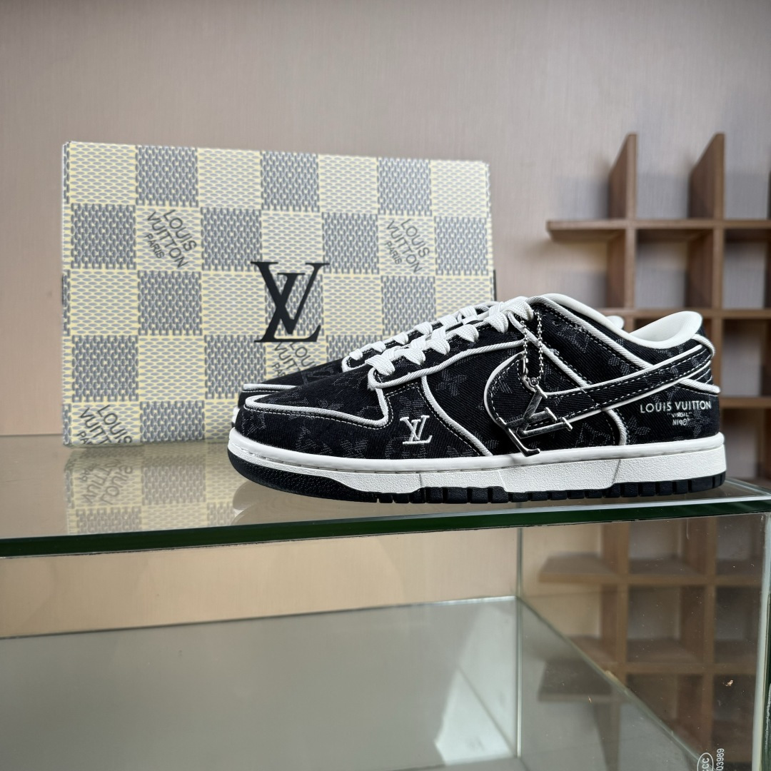 280 Nike SB Dunk Low LV联名 白深黑牛仔 高端定制 低帮休闲板鞋 SC0601-467