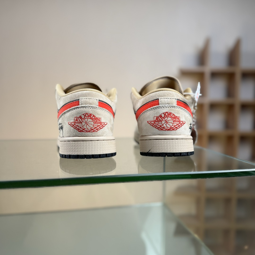 280 Nike Air Jordan 1 Low AJ1乔1低帮休闲板鞋 LR8888-012