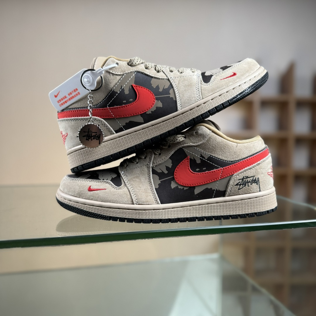 280 Nike Air Jordan 1 Low AJ1乔1低帮休闲板鞋 LR8888-012