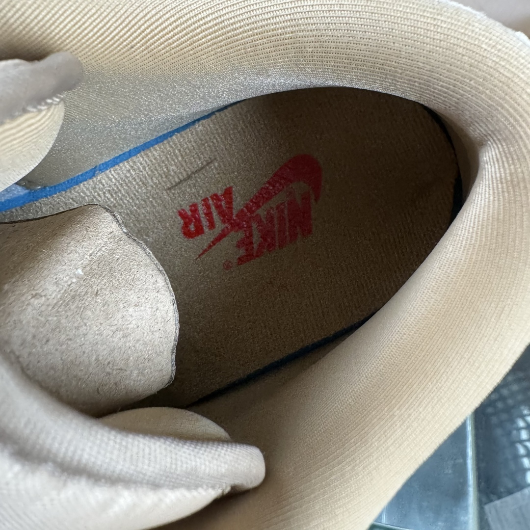 280 Nike Air Jordan 1 Low AJ1乔1低帮休闲板鞋 LR8888-012