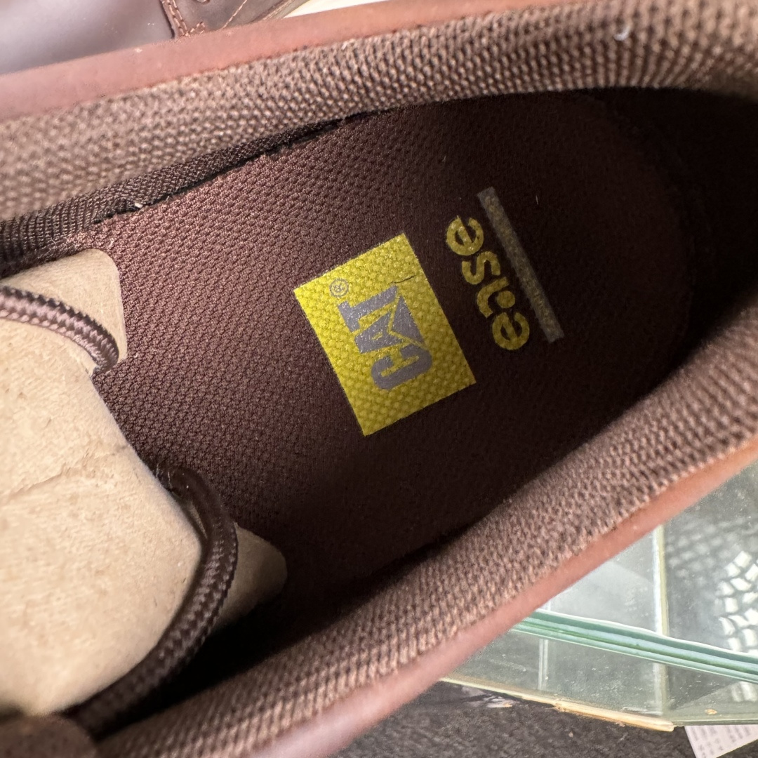 260 CAT/卡特 硬汉推土机品牌 经典百搭户外低帮休闲马丁靴 P701268