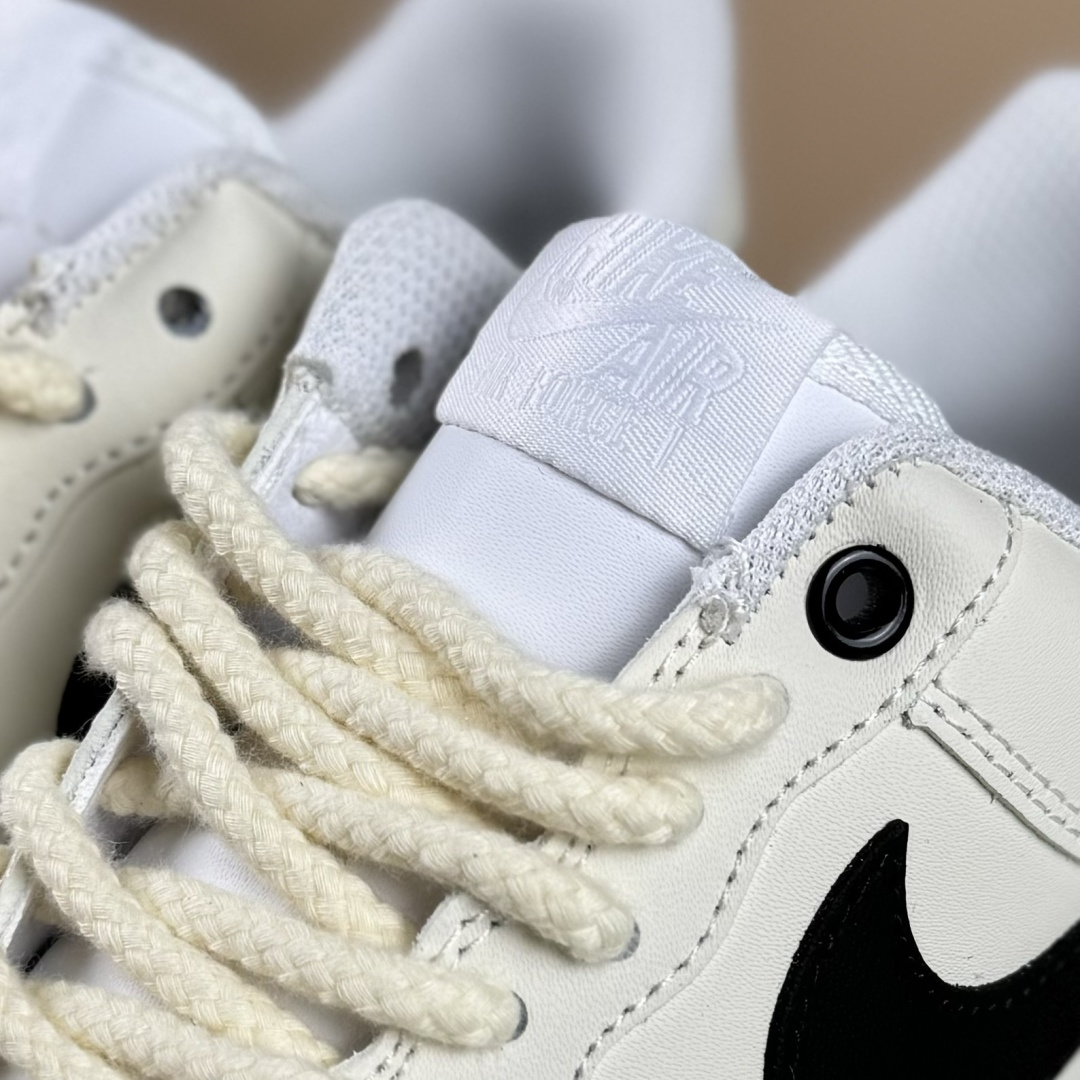 260 Nike Air Force 1'07 Low 联名 白黑 空军一号低帮休闲板鞋 ZH0318-128
