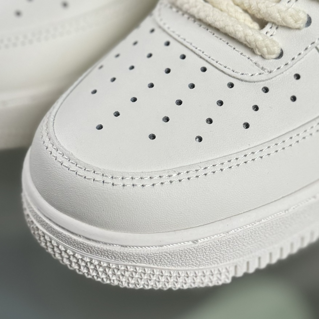 260 Nike Air Force 1'07 Low 联名 白黑 空军一号低帮休闲板鞋 ZH0318-128