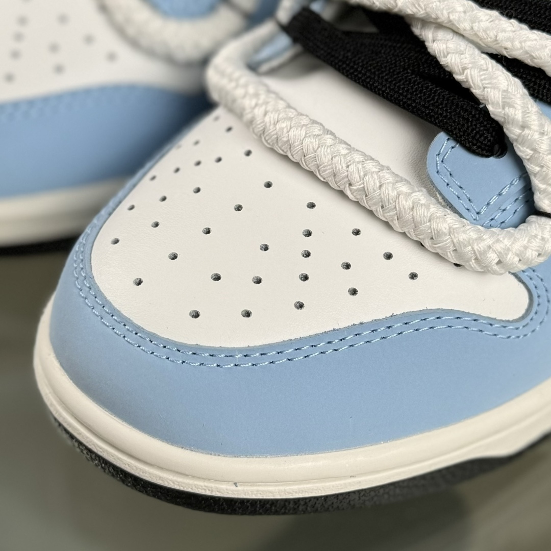 280 Nike SB Dunk Low 逍遥游 蓝白黑小勾绑带 BB0620-113