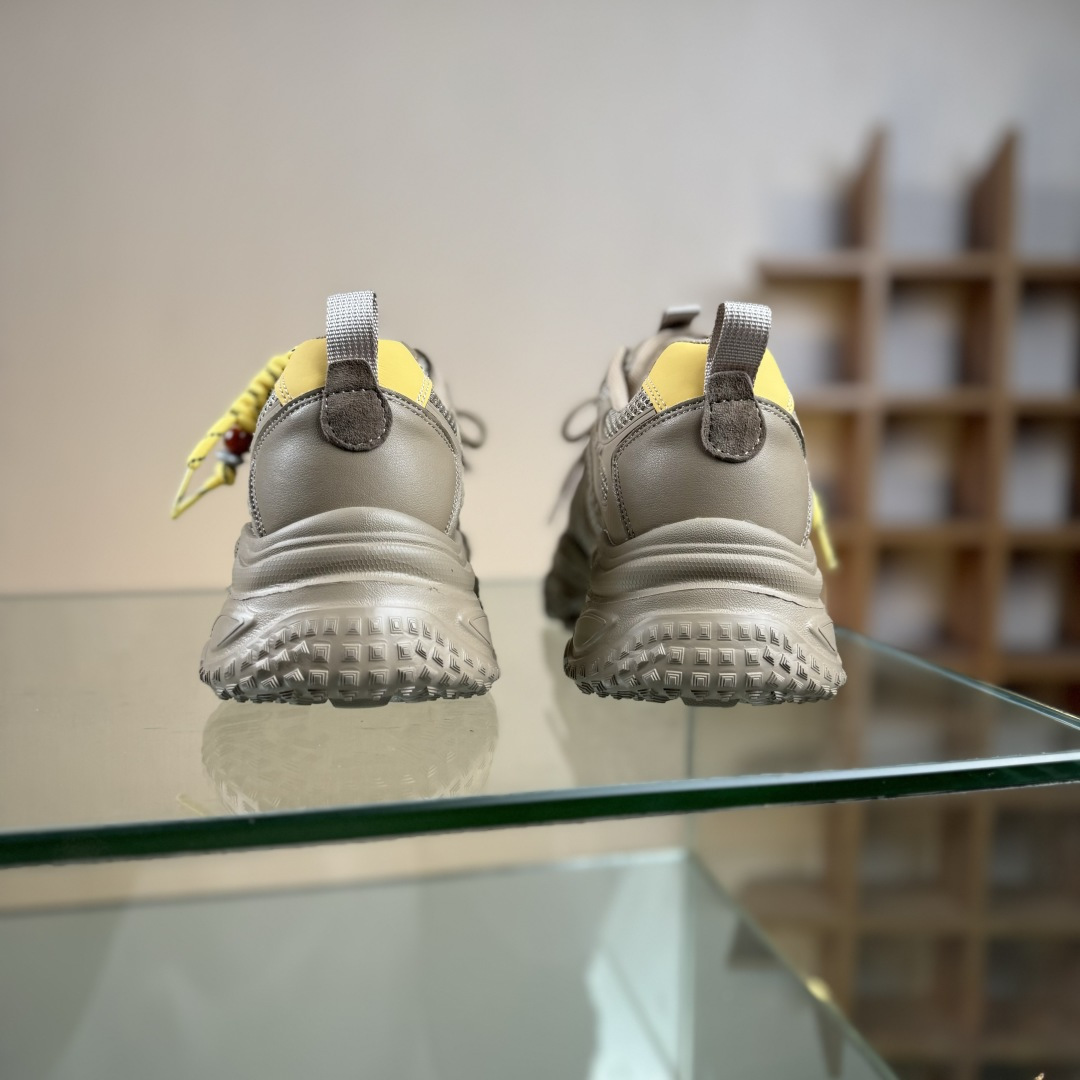 220 新晋潮流鞋靴品牌GGCC秋冬新款 张艺凡同款 GG-CC 2025 珠串 8cm厚底增高 千禧风复古未来老爹鞋 G25X8691