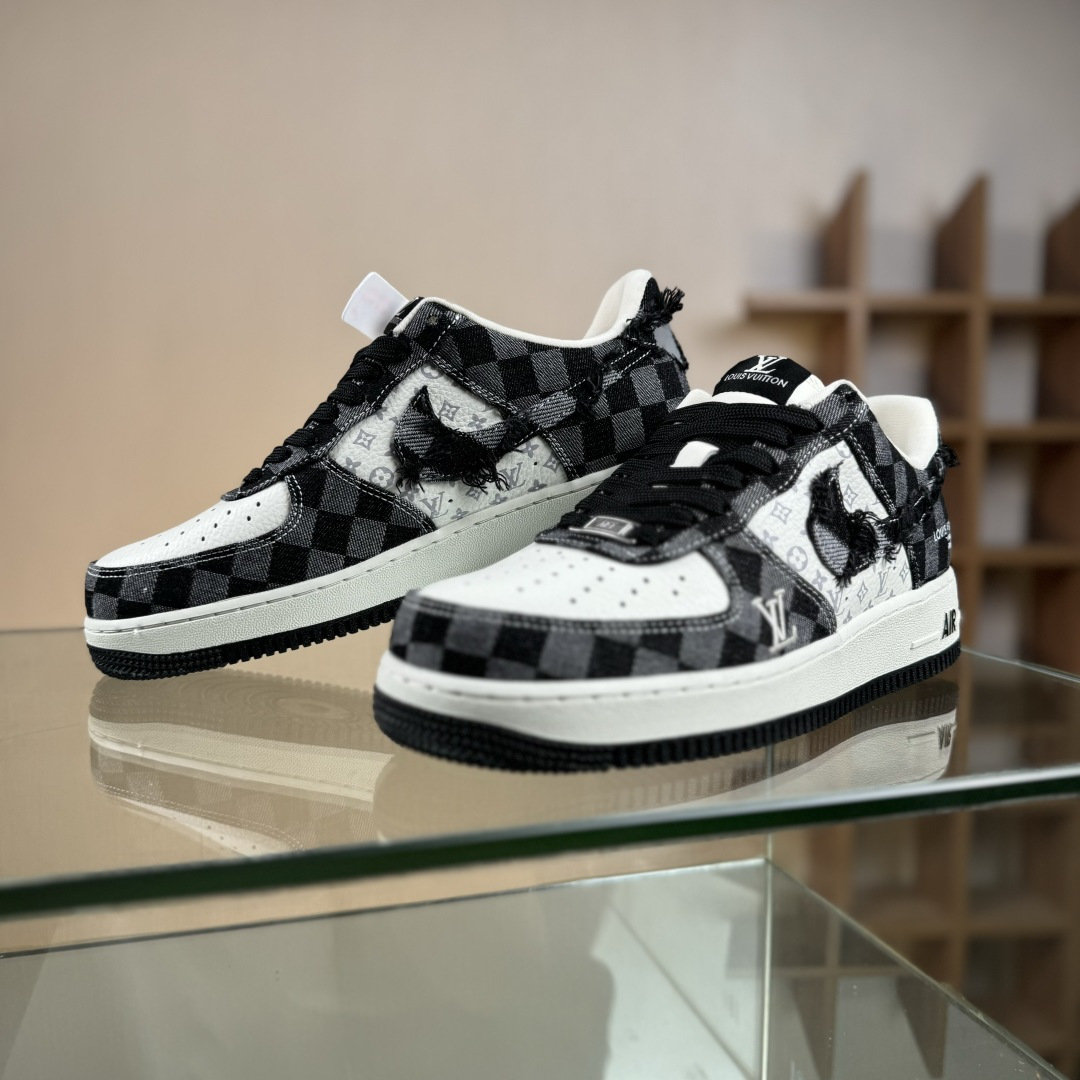260 Nike Air Force 1'07 Low LV联名 白黑 空军一号低帮休闲板鞋 YF9511-817