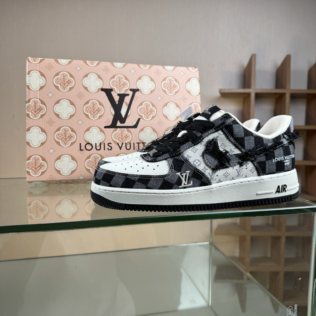260 Nike Air Force 1'07 Low LV联名 白黑 空军一号低帮休闲板鞋 YF9511-817