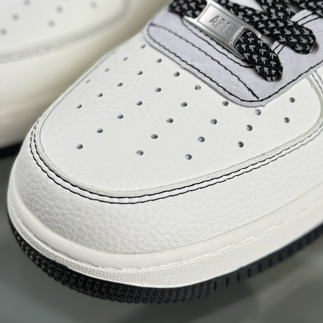 260 Nike Air Force 1 Low 07 x The North Face 白黑小勾满天星 JS8028-015