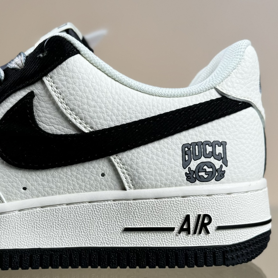 260 Nike Air Force 1'07 Low 古驰联名 米白黑帆布钩 空军一号低帮休闲板鞋 XD2588-605