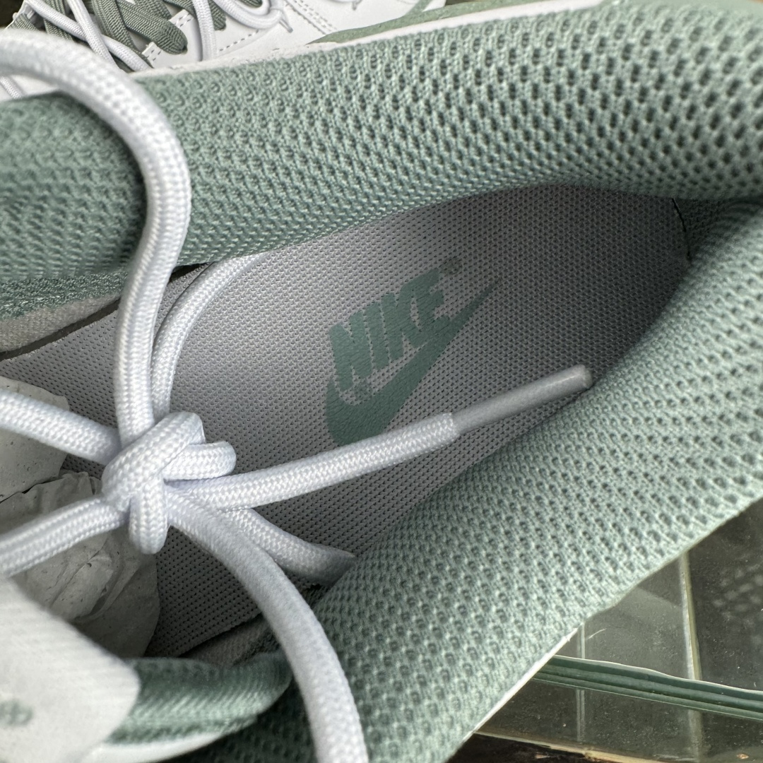 260 Nike SB Dunk Low ”Just Do It” 绑带 周年高端定制 低帮休闲板鞋 WG0528-102