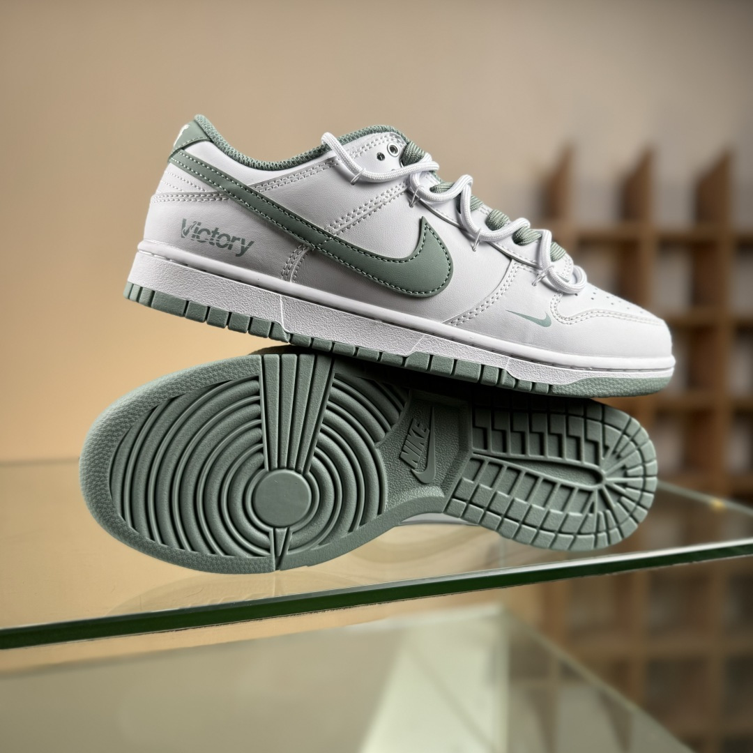 260 Nike SB Dunk Low ”Just Do It” 绑带 周年高端定制 低帮休闲板鞋 WG0528-102