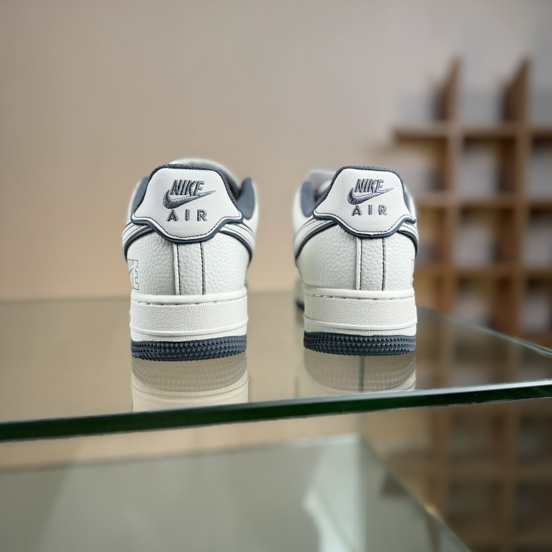 260 Nike Air Force 1'07 Low 米深灰兔八哥 空军一号低帮休闲板鞋 JP8028-014