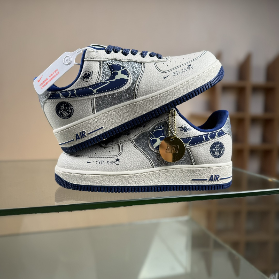 260 Nike Air Force 1'07 Low 斯图西联名 双勾满天星 空军一号低帮休闲板鞋 DD1982-306