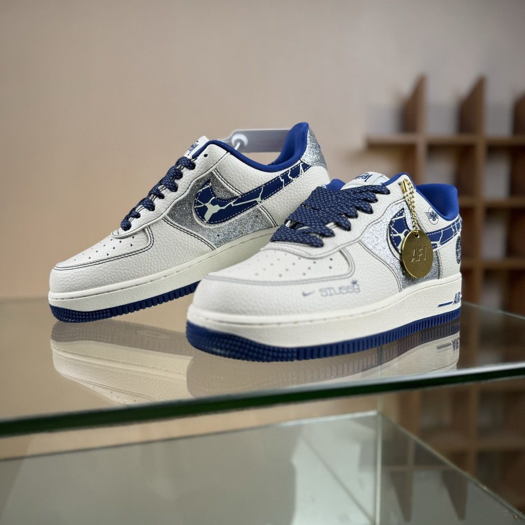 260 Nike Air Force 1'07 Low 斯图西联名 双勾满天星 空军一号低帮休闲板鞋 DD1982-306