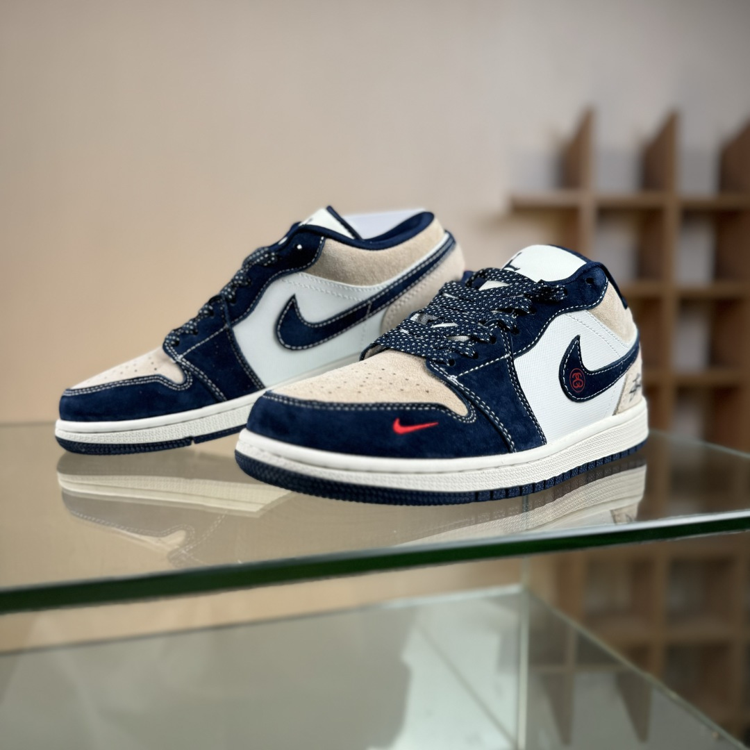 Nike Jordan Air Jordan 1 x Stussy 蓝棕白小勾满天星 LR8888-015-莆田鞋,莆田鞋货源,高仿鞋,高仿鞋货源,安福档口,莆田高仿鞋,莆田鞋批发,高仿鞋批发,莆田高仿运动鞋,高仿运动鞋,莆田运动鞋 Nike Jordan Air Jordan 1 x Stussy 蓝棕白小勾满天星 LR8888-015